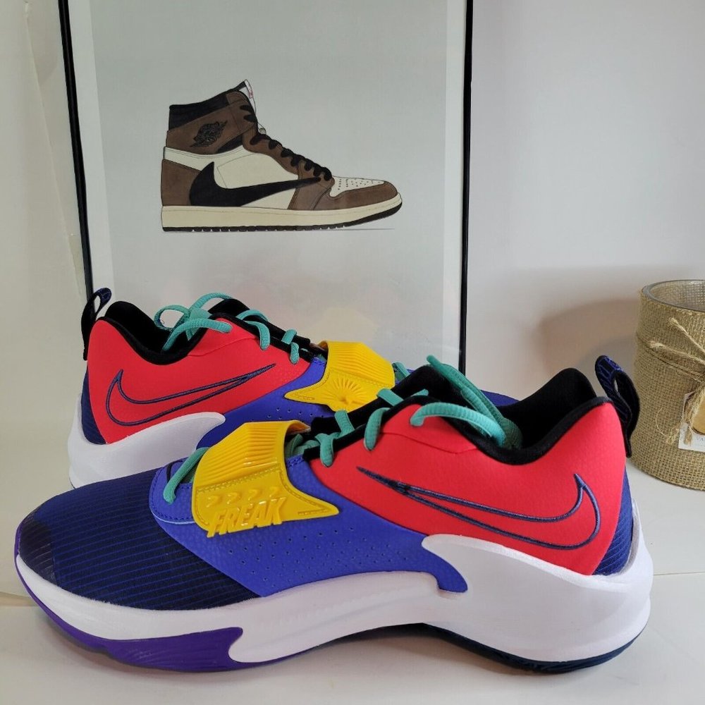Nike Zoom Freak 3 Multicolor Basketball Shoes DA0694-601 Men's Size 10 - Picture 2 of 4